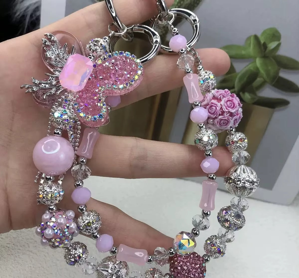 The best-selling original DIY phone chains and bag chains