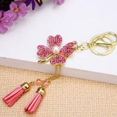 DIY phone chains and bag chains.